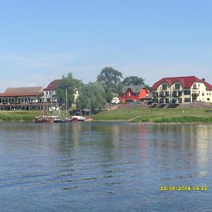 Elbterrassen Zu Brambach